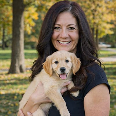 Camea Allen - Hearts at Home Pet Sitting